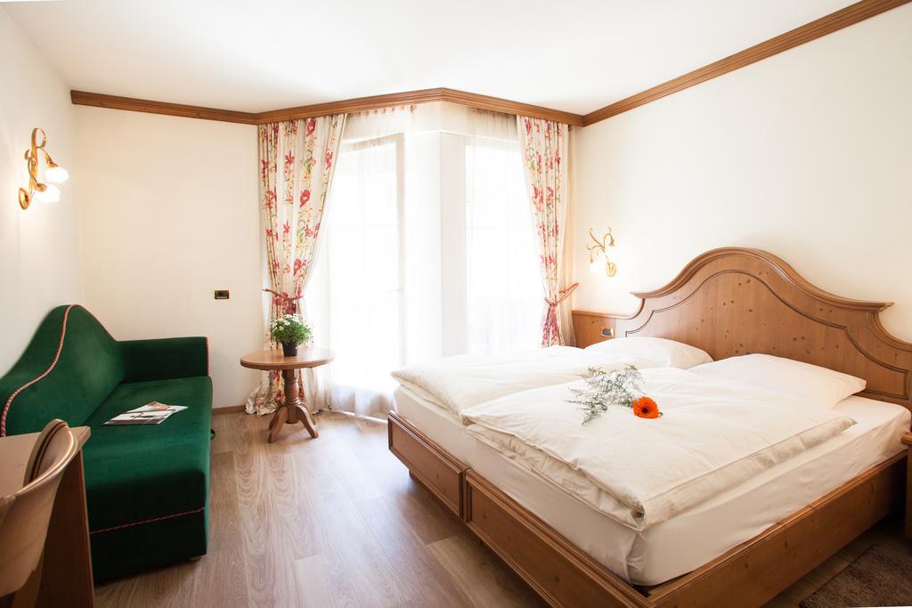 Hotel Comfort Erica Dolomiti Val D'Adige Salorno Habitación foto